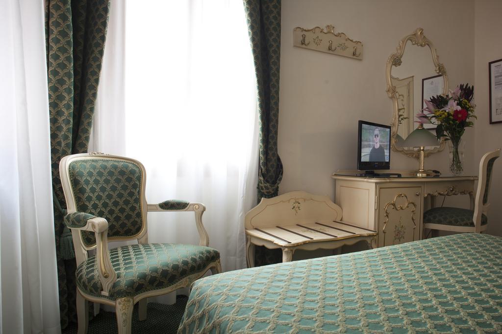 Hotel Commercio & Pellegrino Venedik Dış mekan fotoğraf
